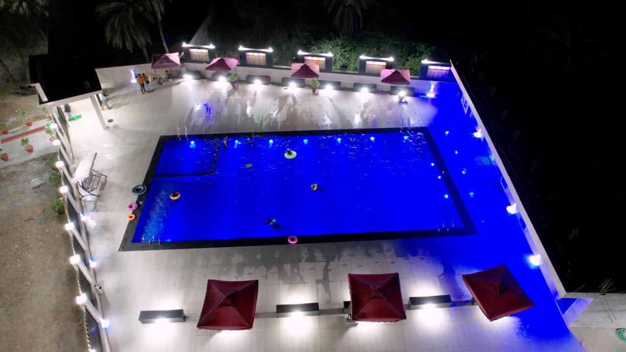 Hotel Silver Resort ดามัน ภายนอก รูปภาพ