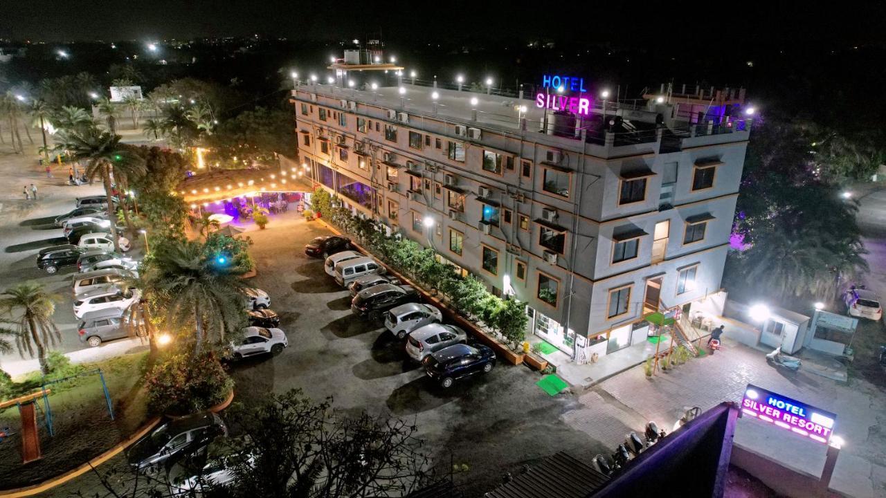 Hotel Silver Resort ดามัน ภายนอก รูปภาพ